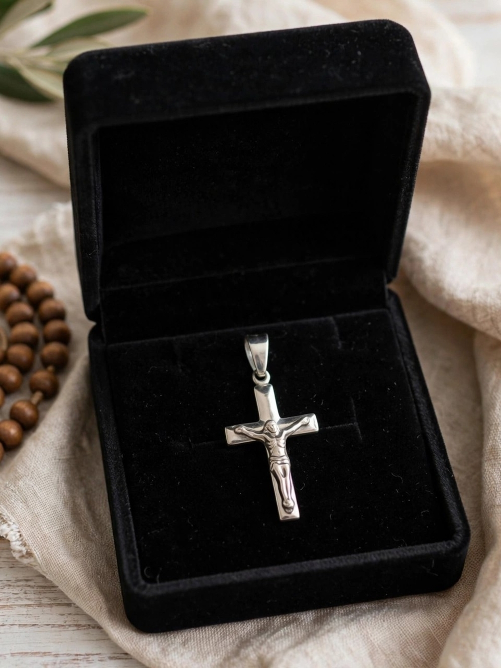 Sterling Silver Crucifix Pendant